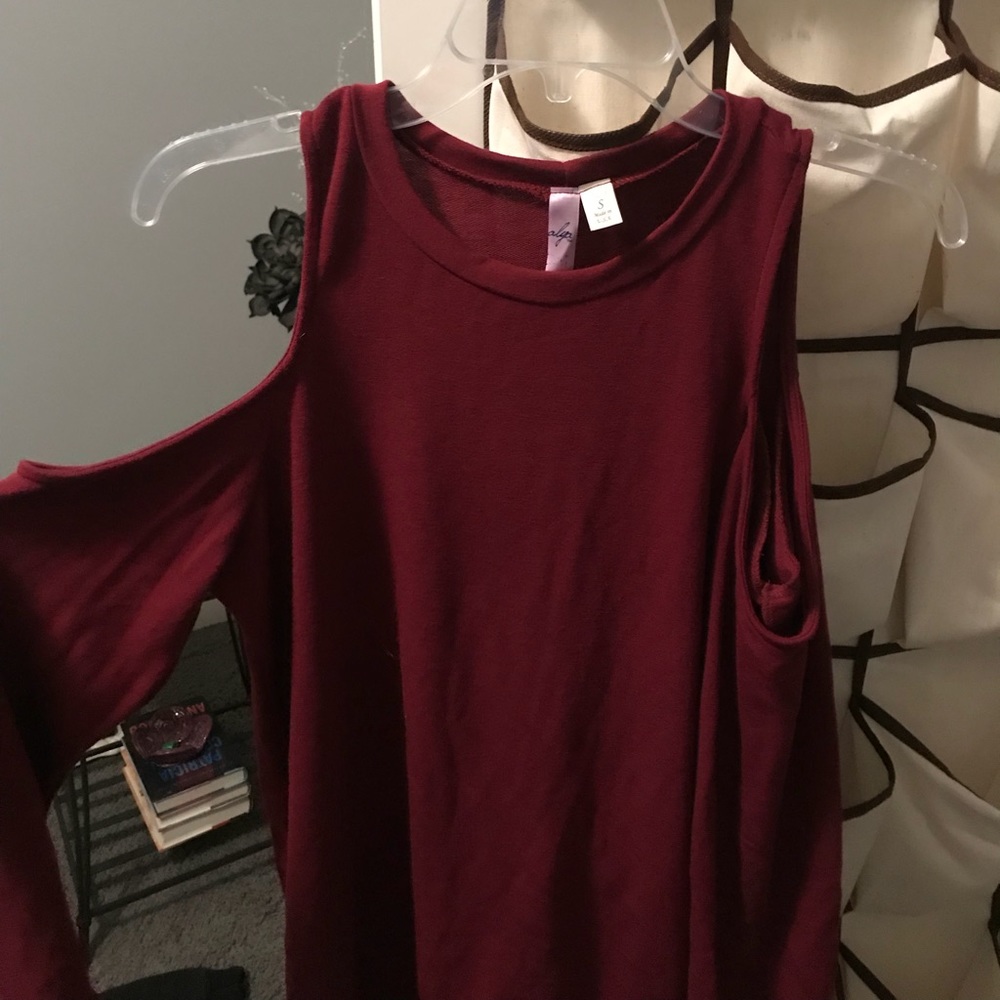 Maroon Blouse with Shoulder Cut Out